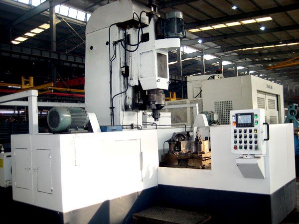 減殼三麵鏜車機牀